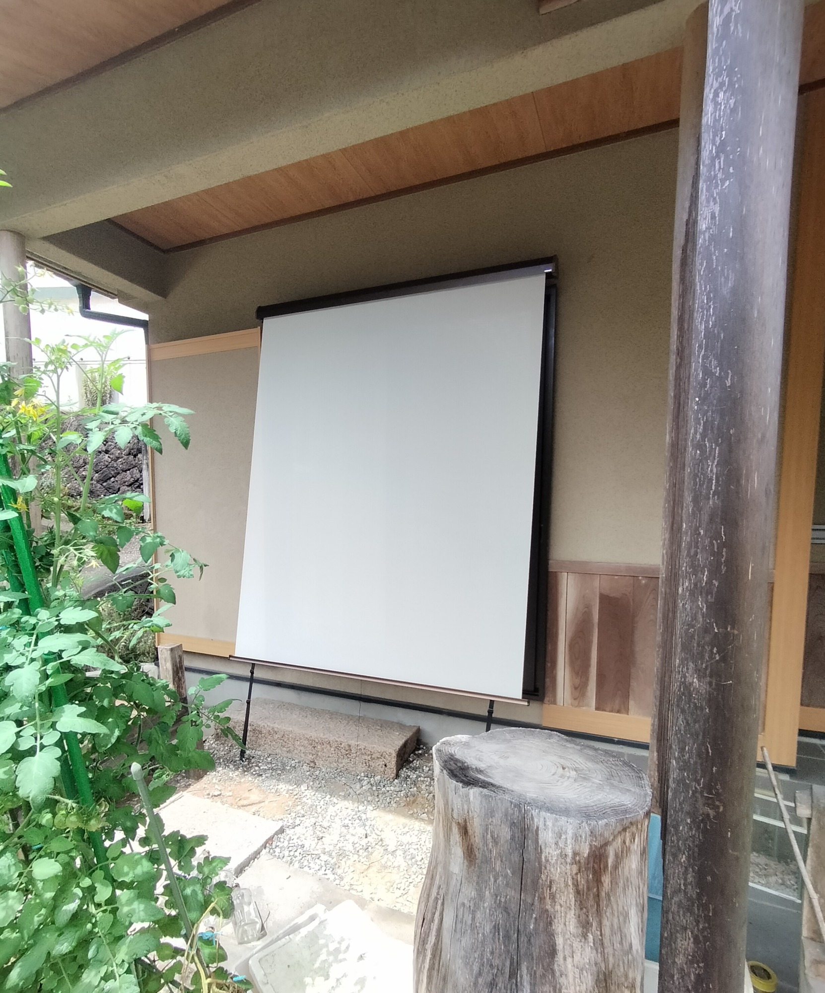 外付けロールスクリーンの施工写真をご紹介！